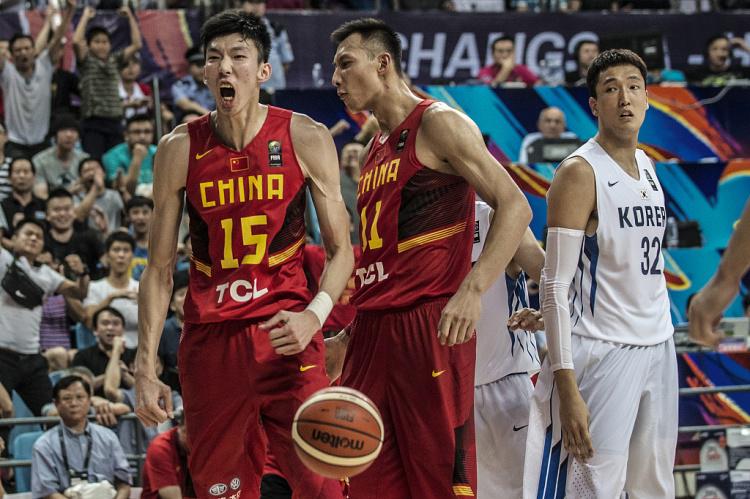 年举办一次, 年首次参加, 他们再次做