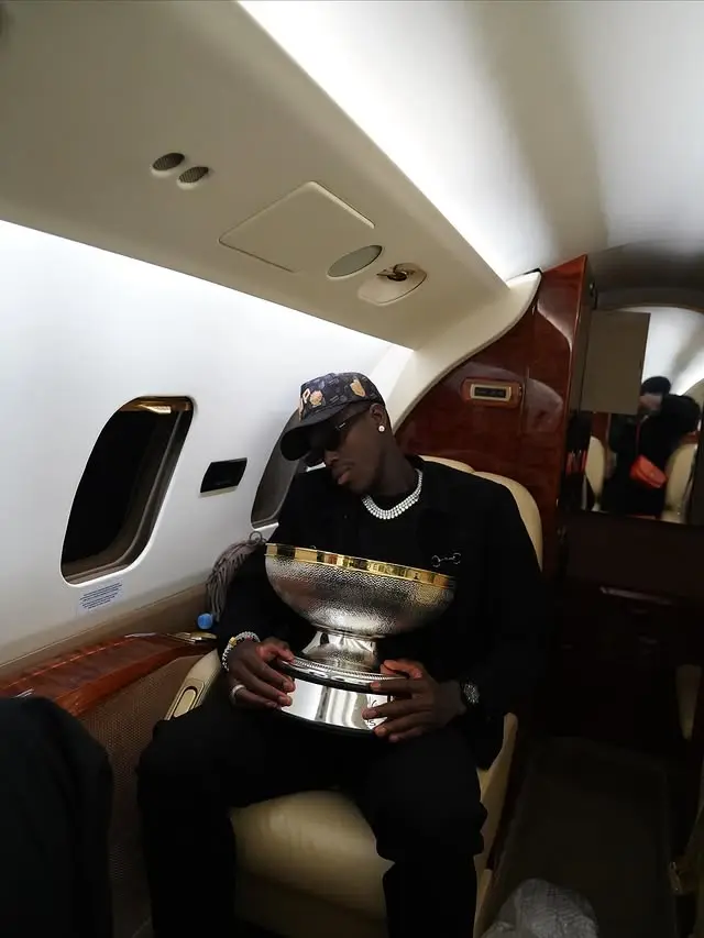 tenan, 四个奖杯表