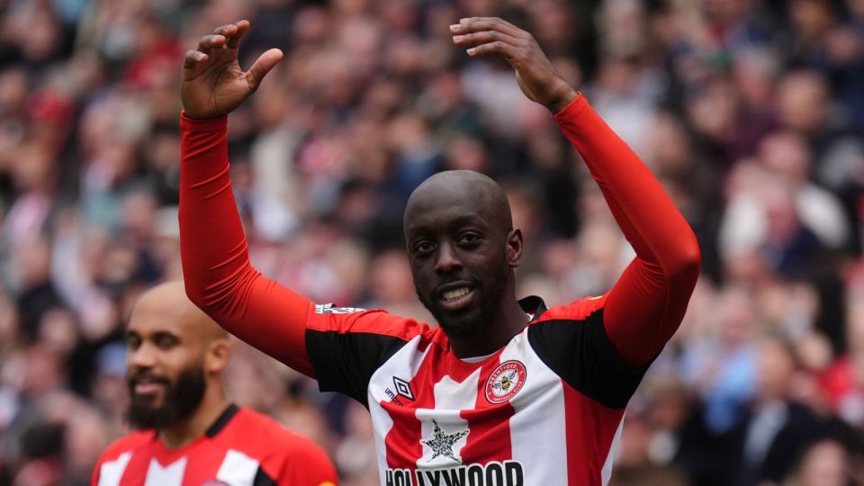 末对阵狼队, src, com