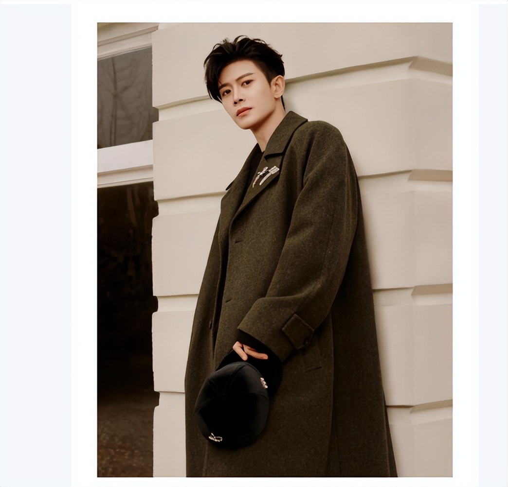 军泽荣作特, 却将半夏一